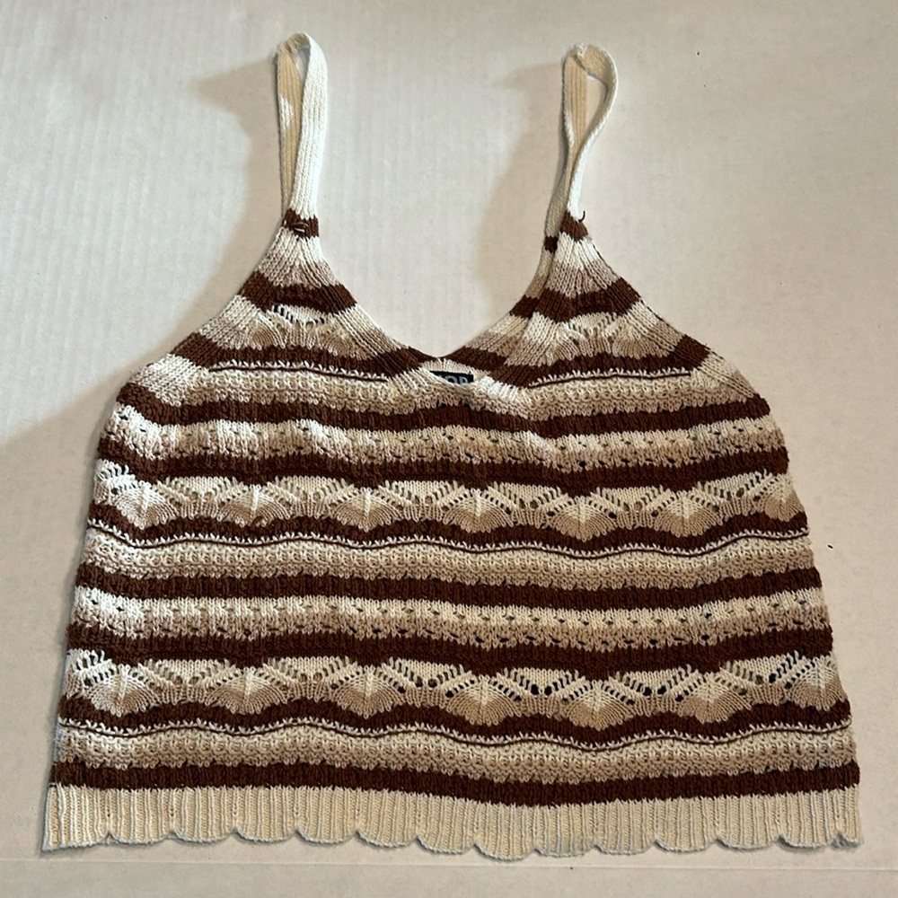 Major Label Group Machine Knitted Tank Top Medium Brown Tan White